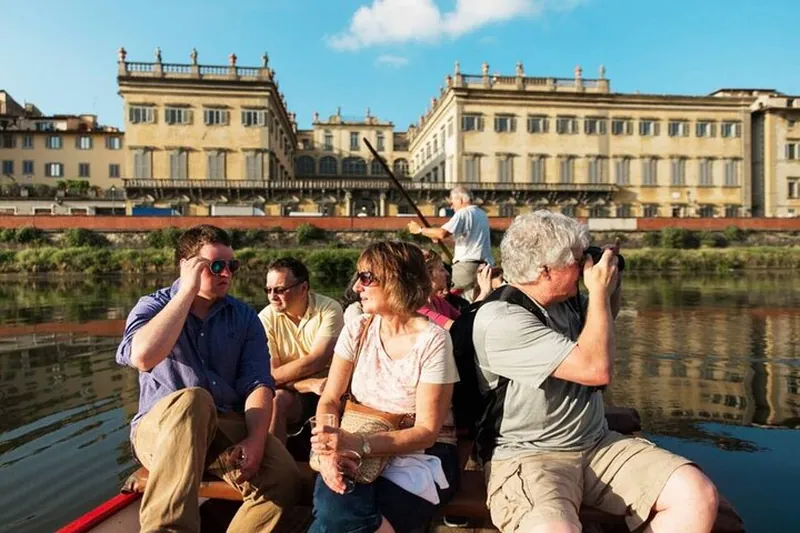 Semiprivate sunset boat tour of Florence by traditional gondola