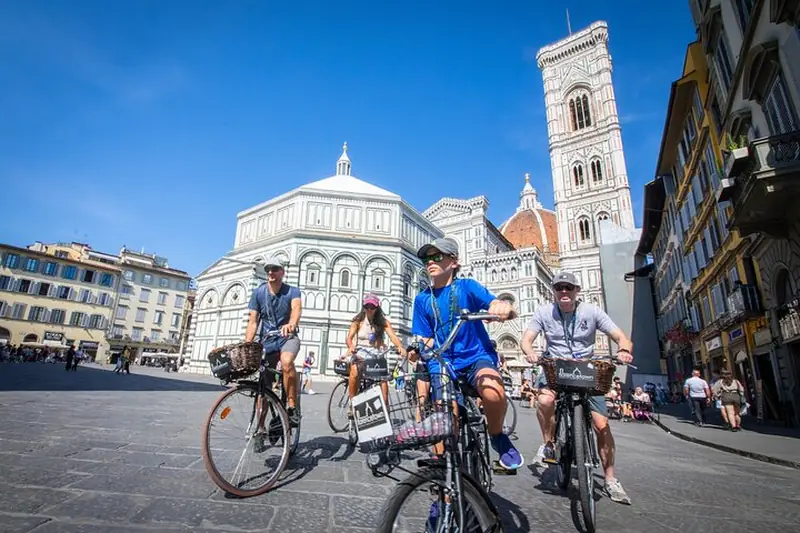 Florence Vintage Bike Tour–guided Small Group