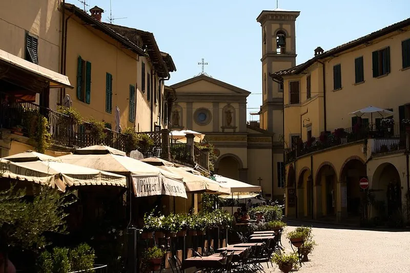 Chianti Icons: Semi-Private Wine Tour with Wineries and Tastings