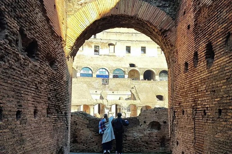 Colosseum & Roman Forum Small Group Tour