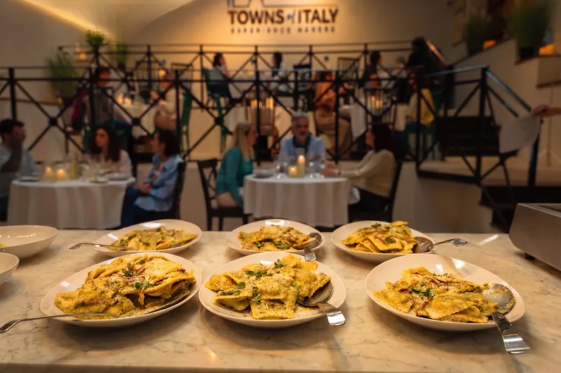 Live Italian Opera & Cooking Dinner Show in Rome