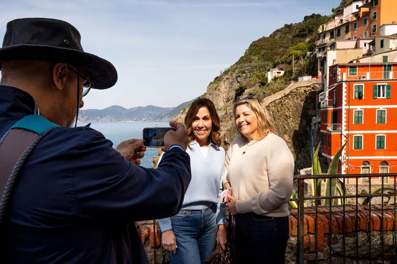 Semiprivate Day Trip from Florence to Cinque Terre & Pisa