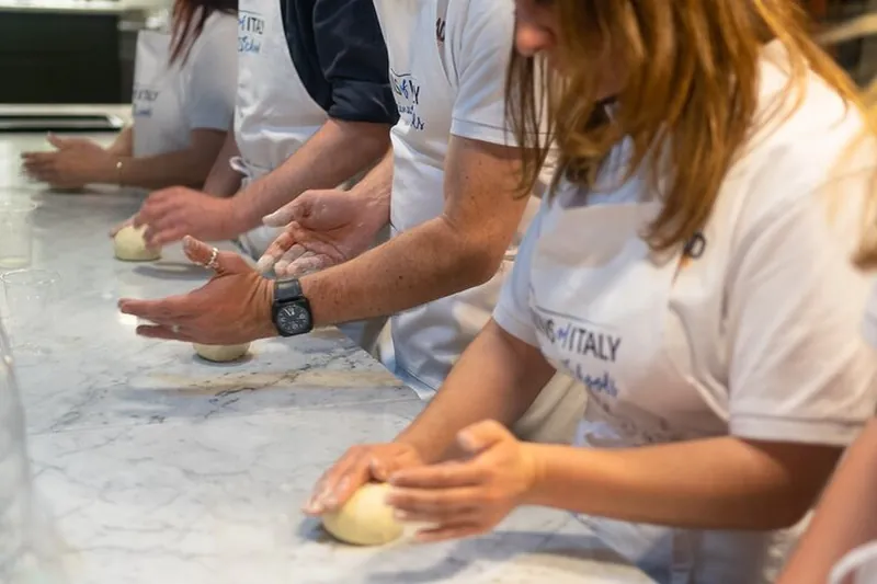 Authentic Pizza and Gelato cooking class in Rome