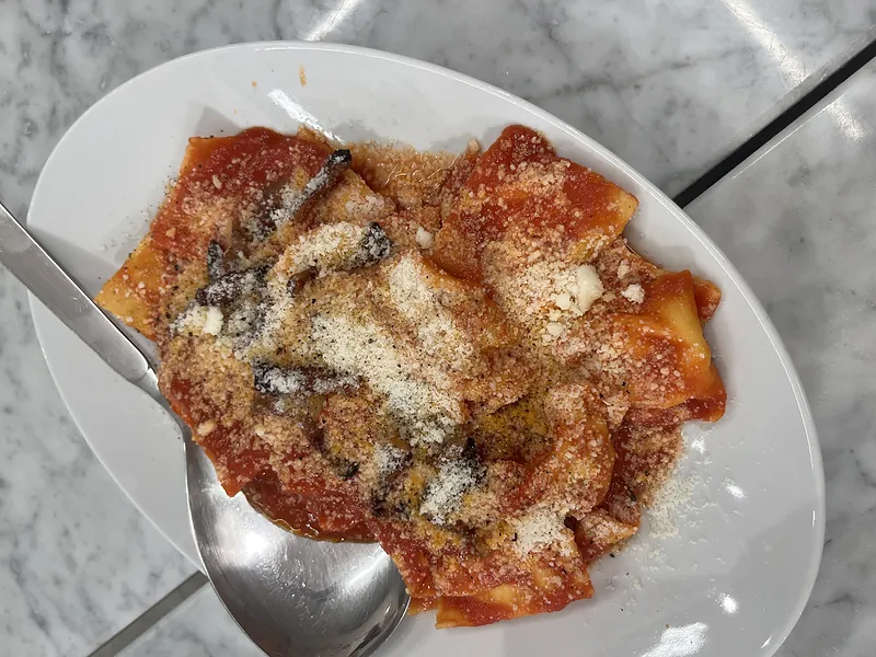 Pasta and gelato cooking class in the heart of Rome