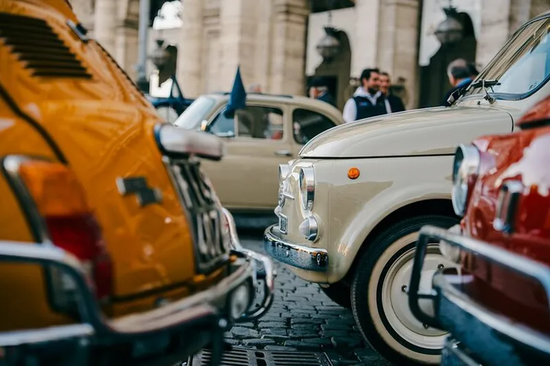 Fiat 500 Rome City Center Tour 