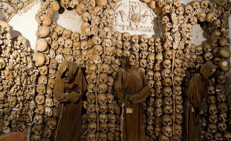 Hidden Rome by Golf Cart: Catacombs, Crypts and Sacred Art