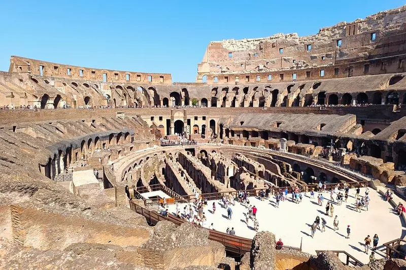 Colosseum & Roman Forum Small Group Tour