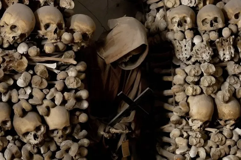 Hidden Rome by Golf Cart: Catacombs, Crypts and Sacred Art