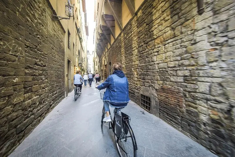Florence Vintage Bike Tour–guided Small Group