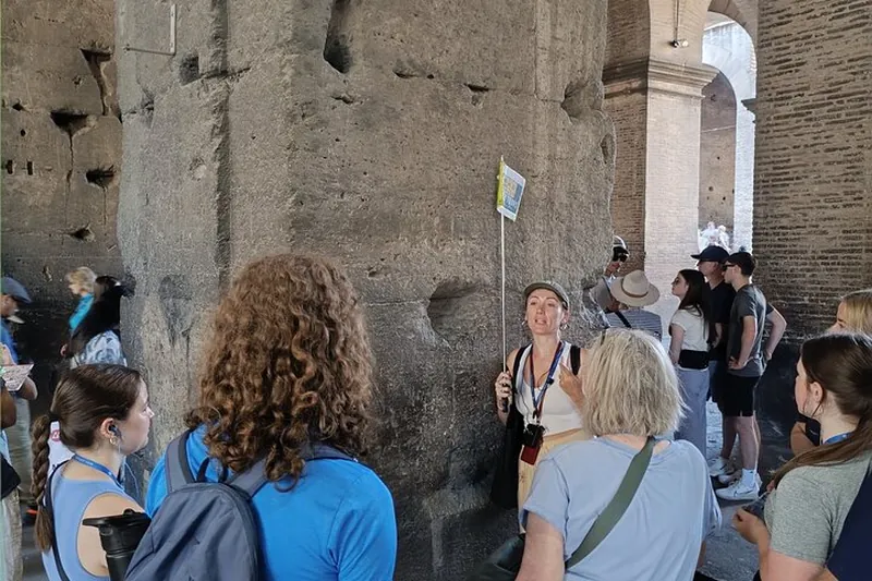 Colosseum & Roman Forum Small Group Tour