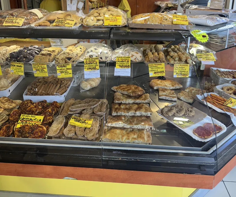 Rome Food Tour Trionfale Market and Prati District Walk