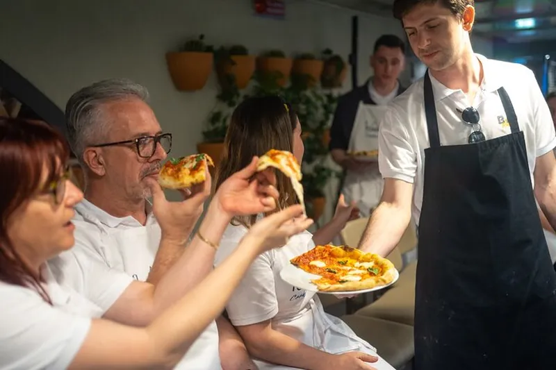Authentic Pizza and Gelato cooking class in Rome
