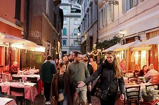 Trastevere Group Food Tour: Taste Rome Like a Local