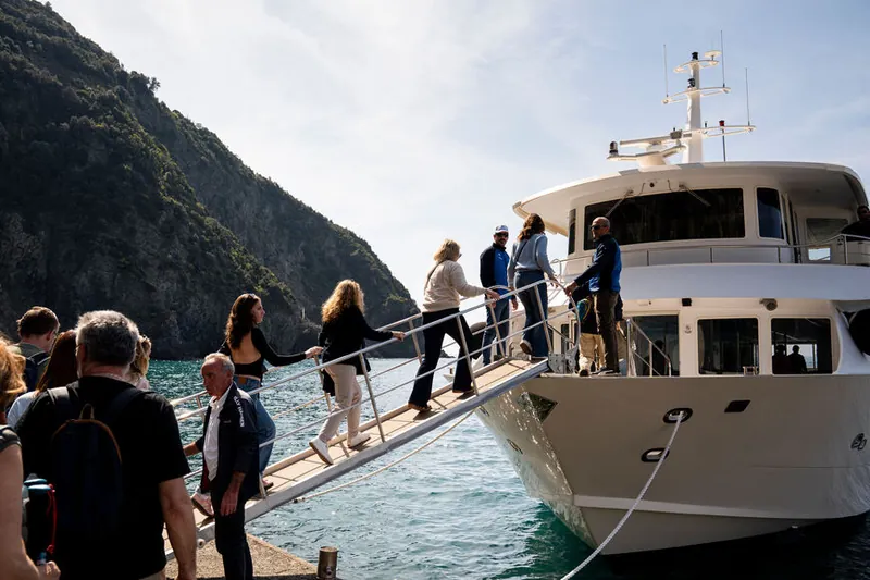 Semiprivate Day Trip from Florence to Cinque Terre & Pisa