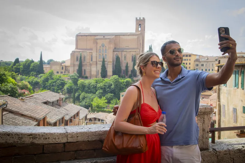 Day trip from Florence to Pisa, Siena and San Gimignano