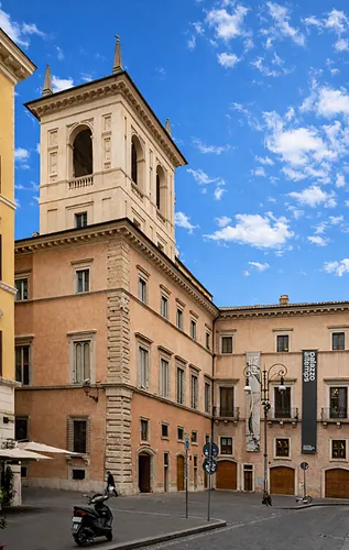 Rome Beyond the Crowds