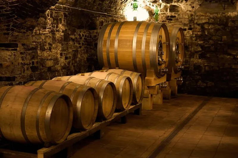 Chianti Icons: Semi-Private Wine Tour with Wineries and Tastings