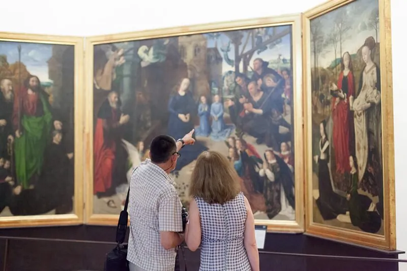 Full day Group tour of Florence with Accademia and Uffizi tickets