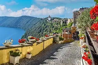 Castel Gandolfo Escape from Rome with Papal Palace Entry