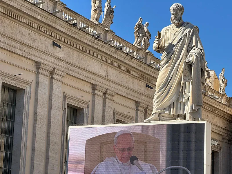 Papal Audience Experience with St. Peter’s Tour