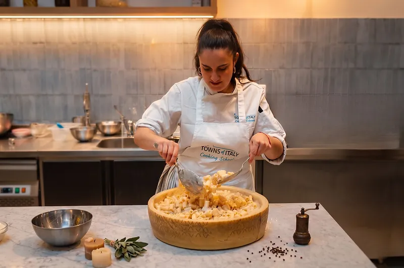 Live Italian Opera & Cooking Dinner Show in Rome