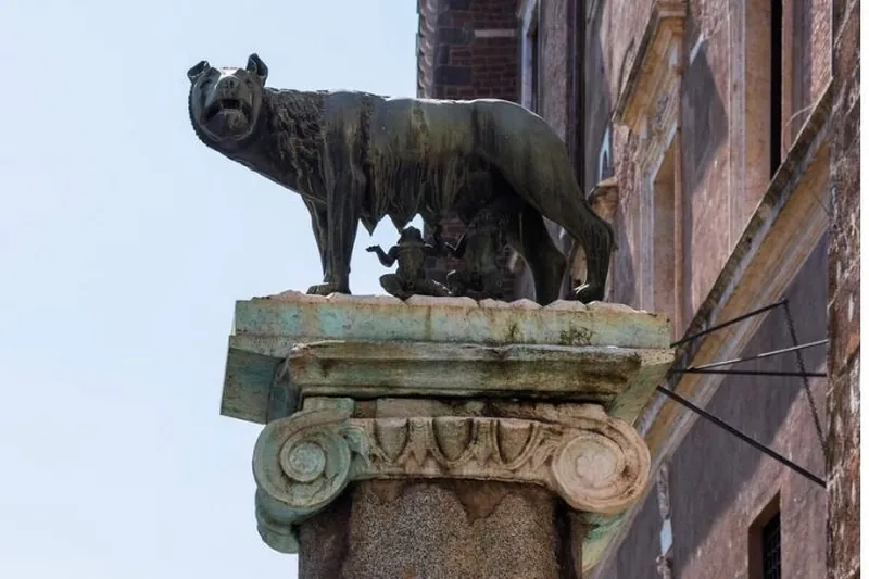 Capitoline Museums Private Tour + Vittoriano & Palazzo Venezia
