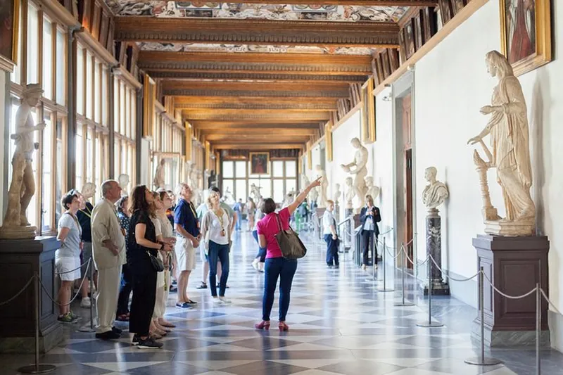 Semi-private Uffizi Gallery tour with an art expert