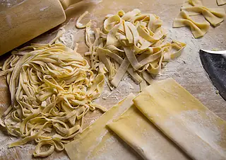 Cooking class in Florence Fresh hand-made pasta and gelato