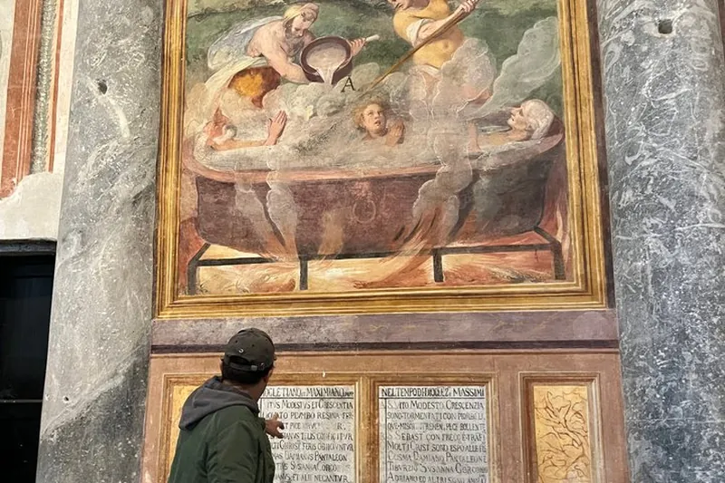 Hidden Rome by Golf Cart: Catacombs, Crypts and Sacred Art