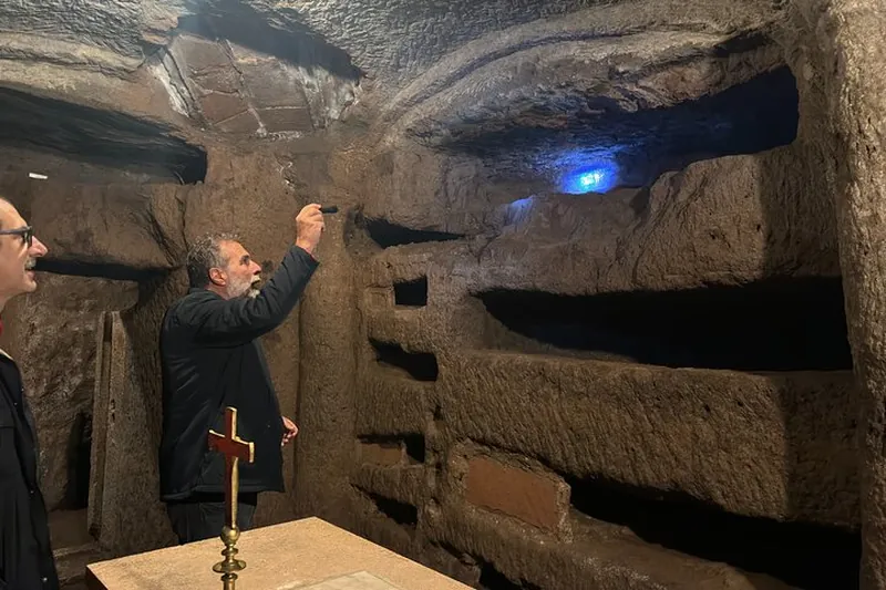 Appian Way and Catacombs Private Golf Cart Tour in Rome