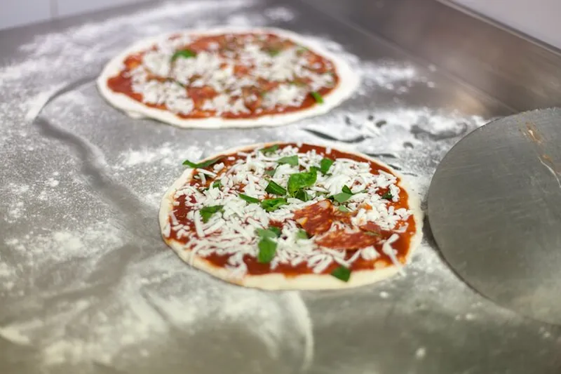 Authentic Pizza and Gelato cooking class in Rome