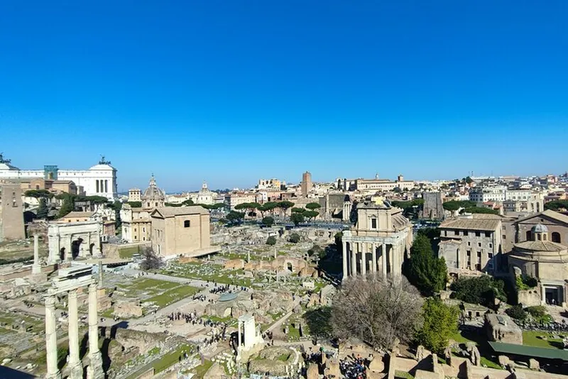 Colosseum & Roman Forum Small Group Tour