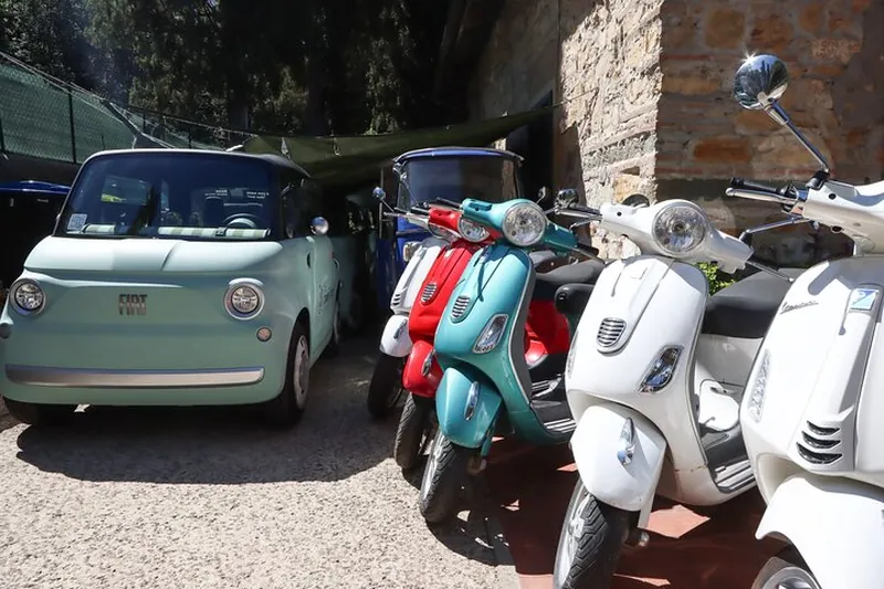 Chianti Vespa Tour with Tuscan Lunch or Dinner from Florence