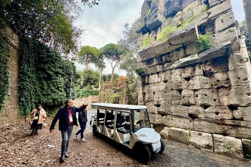 Hidden Rome by Golf Cart: Catacombs, Crypts and Sacred Art