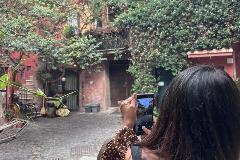 Trastevere & Jewish Ghetto Food and Wine Experience