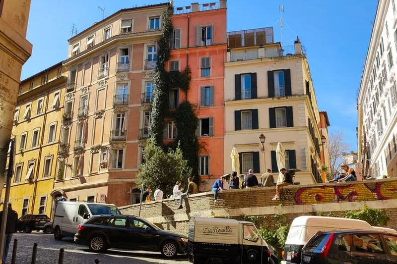 Rome Street Food Tour in Rione Monti Neighborhood
