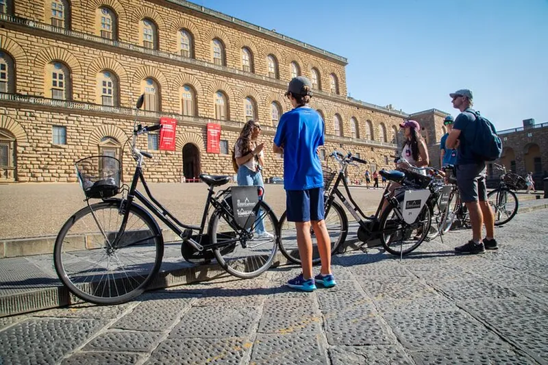 Florence Vintage Bike Tour–guided Small Group